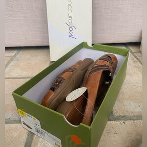 NWT Natural Soul Leather Tan and Brown Women's Sandals